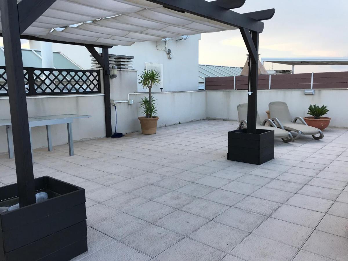 Precioso Atico En Complejo Residencial Con Piscina Lejlighed Sant Carlos de la Ràpita Eksteriør billede